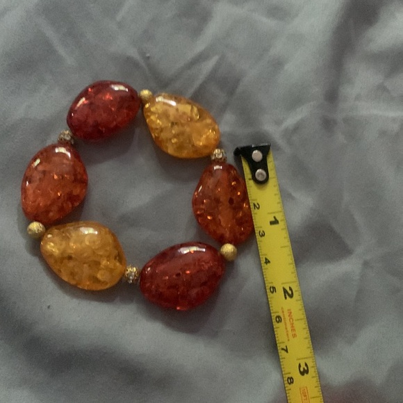 Amber colored bracelet - Picture 2 of 3